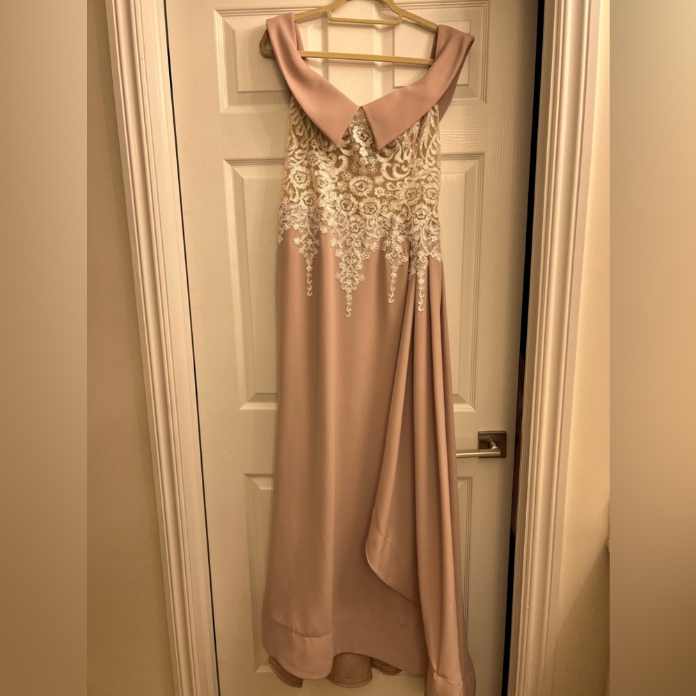 Toumajean Couture Evening gown